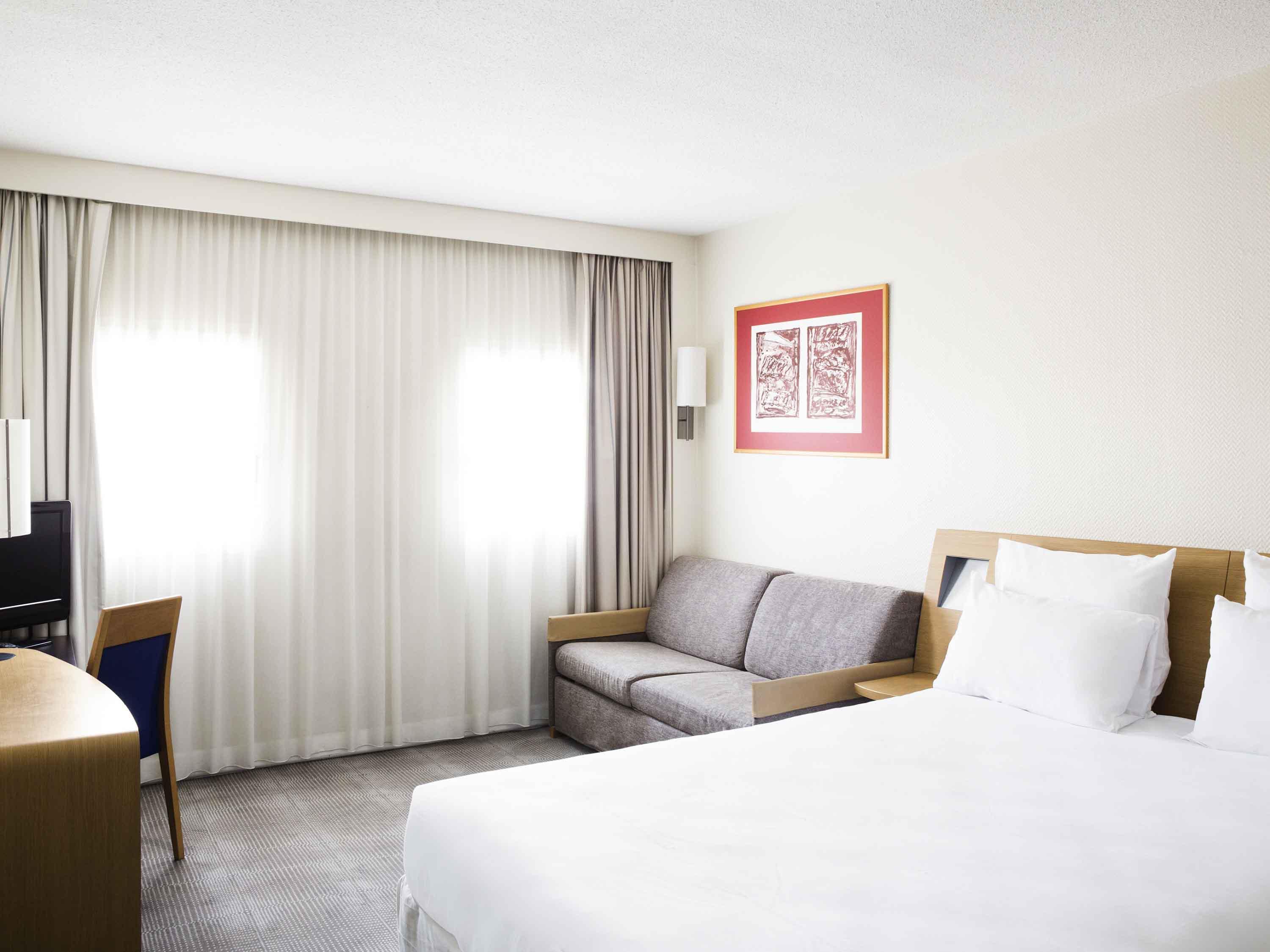 Novotel Paris Suresnes Longchamp Екстер'єр фото