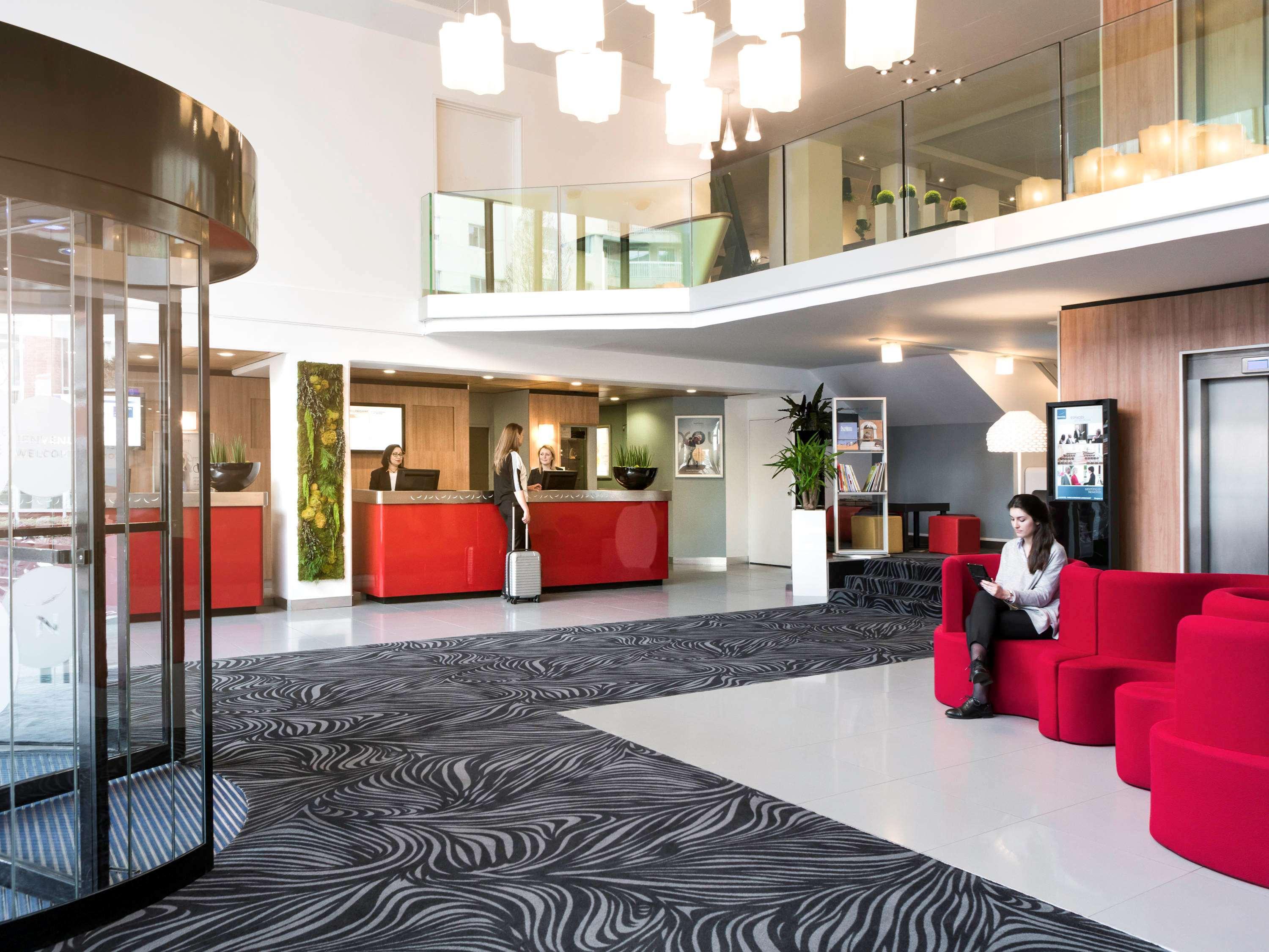 Novotel Paris Suresnes Longchamp Екстер'єр фото