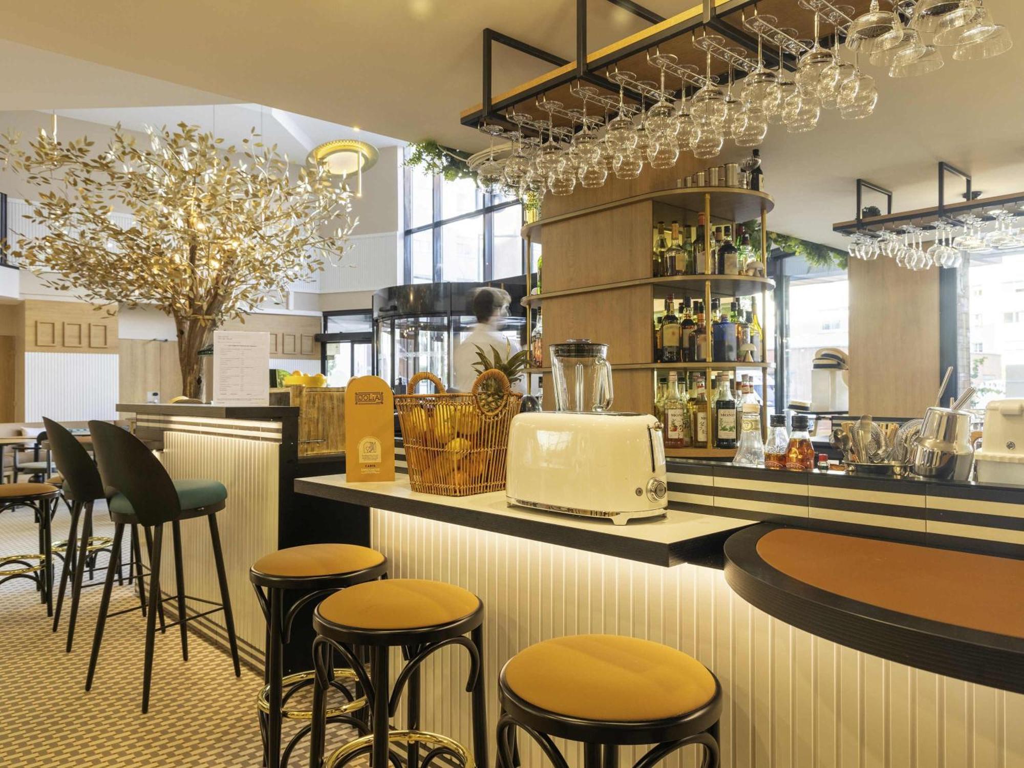 Novotel Paris Suresnes Longchamp Екстер'єр фото